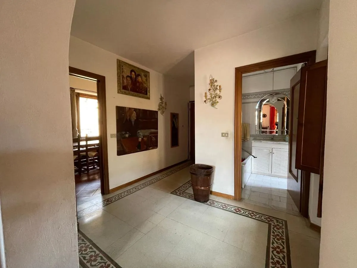 Grande Appartamento In Centro Pontedera